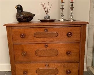 Antique bachelor’s chest