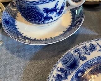 Mottahedeh cup/saucer - “Blue Canton”