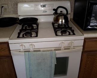 Gas stove