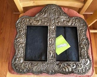 Antique picture frame repouse'