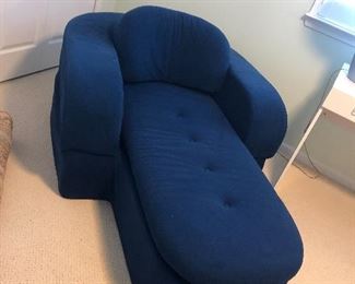 Contemporary Blue Chaise lounge