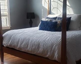 Ethan Allen King Sz Bed