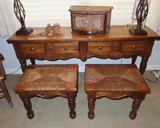 Another picture of Sofa Table