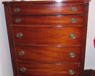 Antique Mahogany 5 Drawer Dresser 