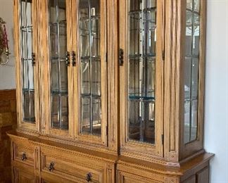 Thomasville Hutch and Dining Table