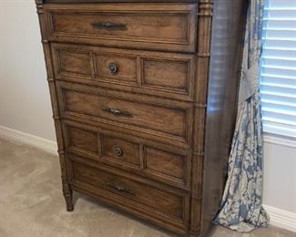 Vintage Chest of Drawers