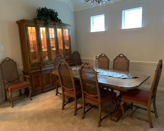 Drexel China Cabinet, Thomasville Dining Table with 3 Leafs, 8 Chairs 