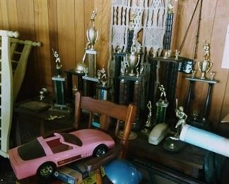 trophies vtg Barbie car