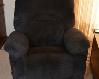 Recliner in good, clean condition
