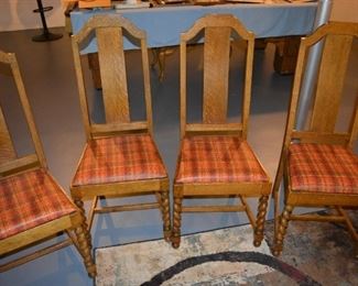 Set of 4 oak chairs
