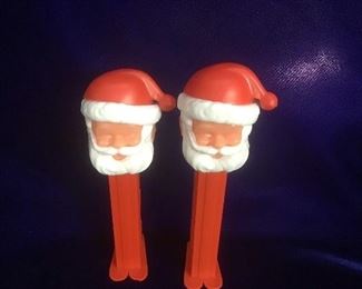 Collectors dream PEZ Santa with closed eyes!