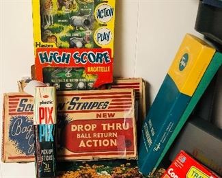 Vintage Games and puzzles