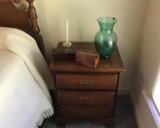 This night stand does not match bed room suit