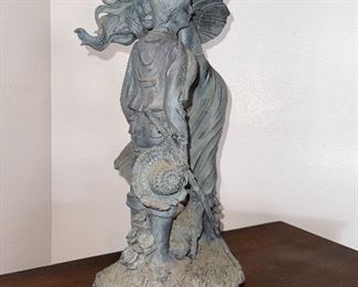 Detail pic, fairy figurine 