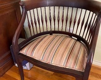 Spindle Back Barrel Chair