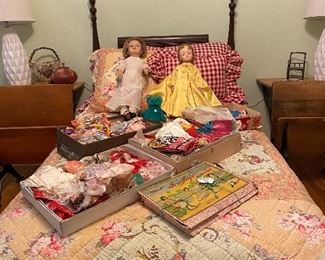 Antique Twin Bed, Antique Dolls