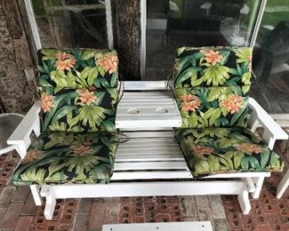 Very clean outdoor furniture set with rocker loveseat and chairs 1/3