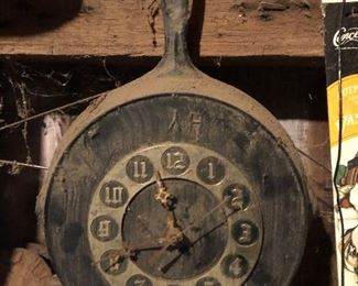 Cast-iron pan clock