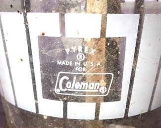 Vintage Coleman lantern with Pyrex glass 2/2