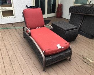 Outdoor Lounge Chairs and Chest 1/2