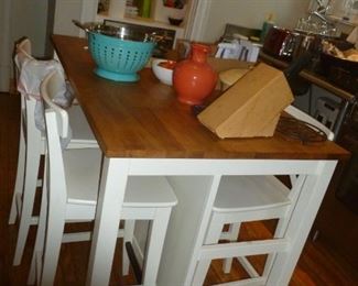 Counter-height kitchen table & stools