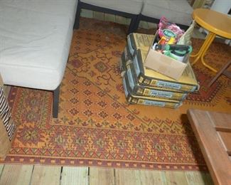 Rug only..bags of concrete NFS