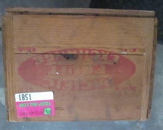 Vintage wood crate 19"L x 9"H x 12"W  with label