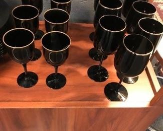 Black with Gold Eater/Wine Goblets