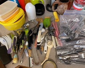 Kitchen utensils, flatware sets