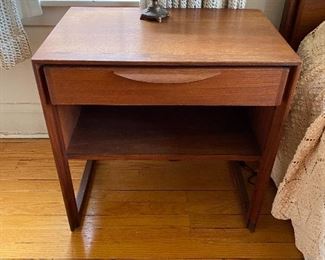 Jens Risom Bedside Tables with Drawer and Sculpted Walnut Pulls Model #6320 24x 16d x 24h