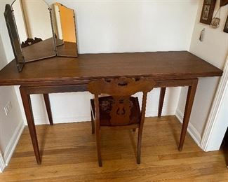 Jens Risom Convertible Dining Table or Console 60L x 21w x 29h extends to 42w