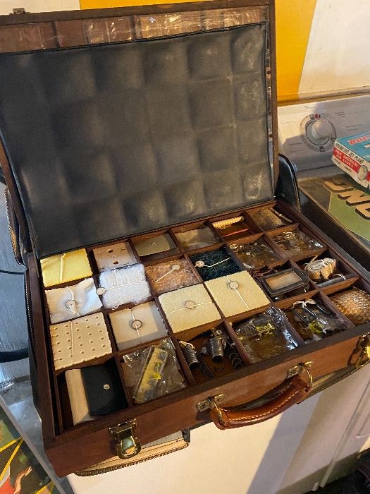 Jens Risom, Vintage Salesman sample case, Woods, fabrics, fillers, springs, straps