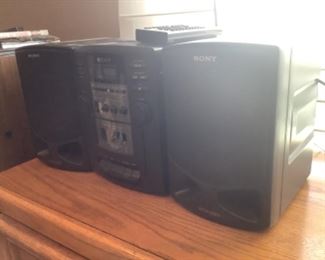 Sony radio and speakers