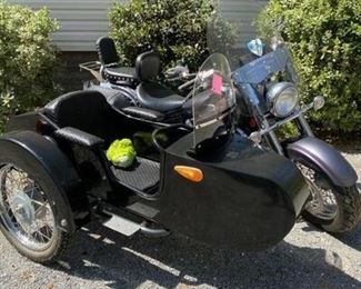 Yamaha with sidecar