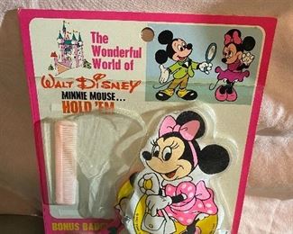 Walt Disney Minnie Mouse Hold'em in Original Package