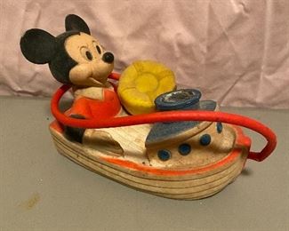 Mickey Mouse Vinyl Tugboat
