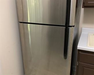 Frigidaire Refrigerator/Freezer