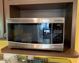 Frigidaire Microwave