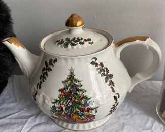 Schmid Musical Christmas Teapot