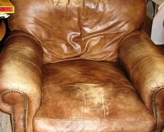 LEATHER CHAIR W OTTOMAN