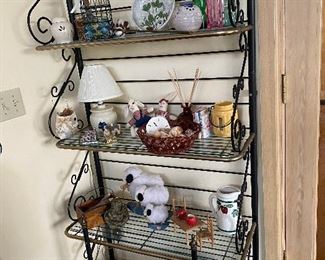 METAL & GLASS BAKER'S RACK & KNICKKNACKS