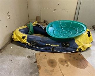 INFLATABLE RAFT & SNOW SAUCER