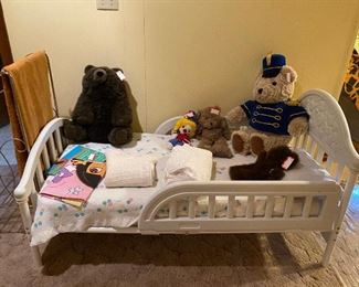 COSCO TODDLER BED & BEDDING; STUFFED TOYS