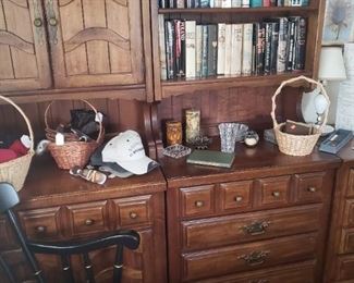 Thomasville Bedroom Set