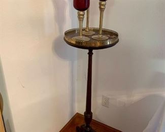 Vtg Wood/Brass Plant Stand & Ruby Globes!