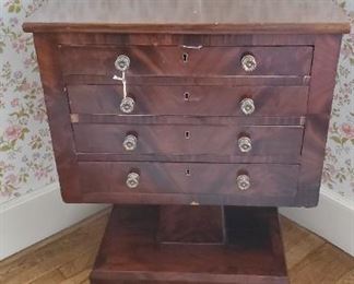 Unusual 4 Draw Sewing or Work Stand