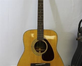 Vintage Yamaha FG - 160 Acoustic Guitar with hard case and accessories