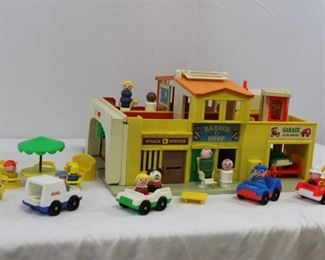Vintage Fisher Price Play Family Village 