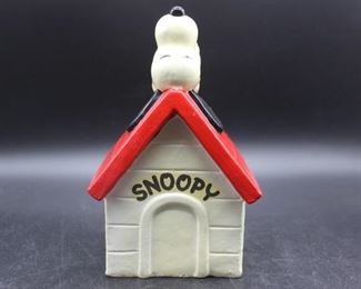 1970 Snoopy Doghouse Bank