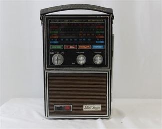Vintage Elliot Tronics 75 Radio